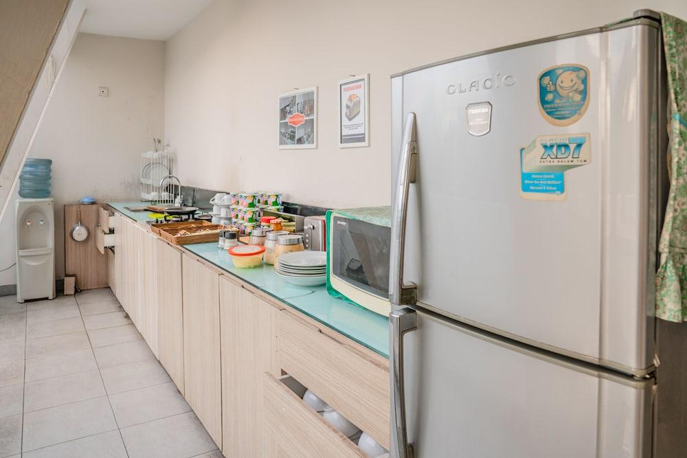 Legreen Suite Poso Jacarta Exterior foto